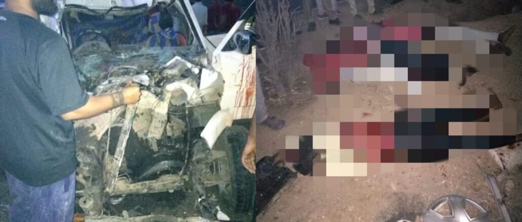 Heavy road accident occurred on Agra-Firozabad highway, 8 killed, 4 injured