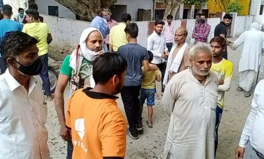 In Block Bichpuri, ADA made preparations to destroy 150 family homes, people held their breath