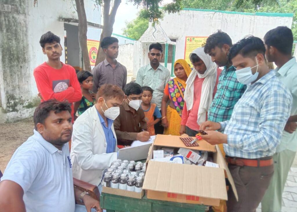 Health department team alert on finding dengue patients in Agra, blood samples taken for testing