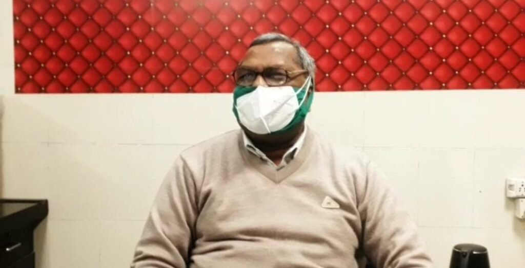 40 employees including doctor in Agra District Hospital corona infected, CMS engaged in maintaining order