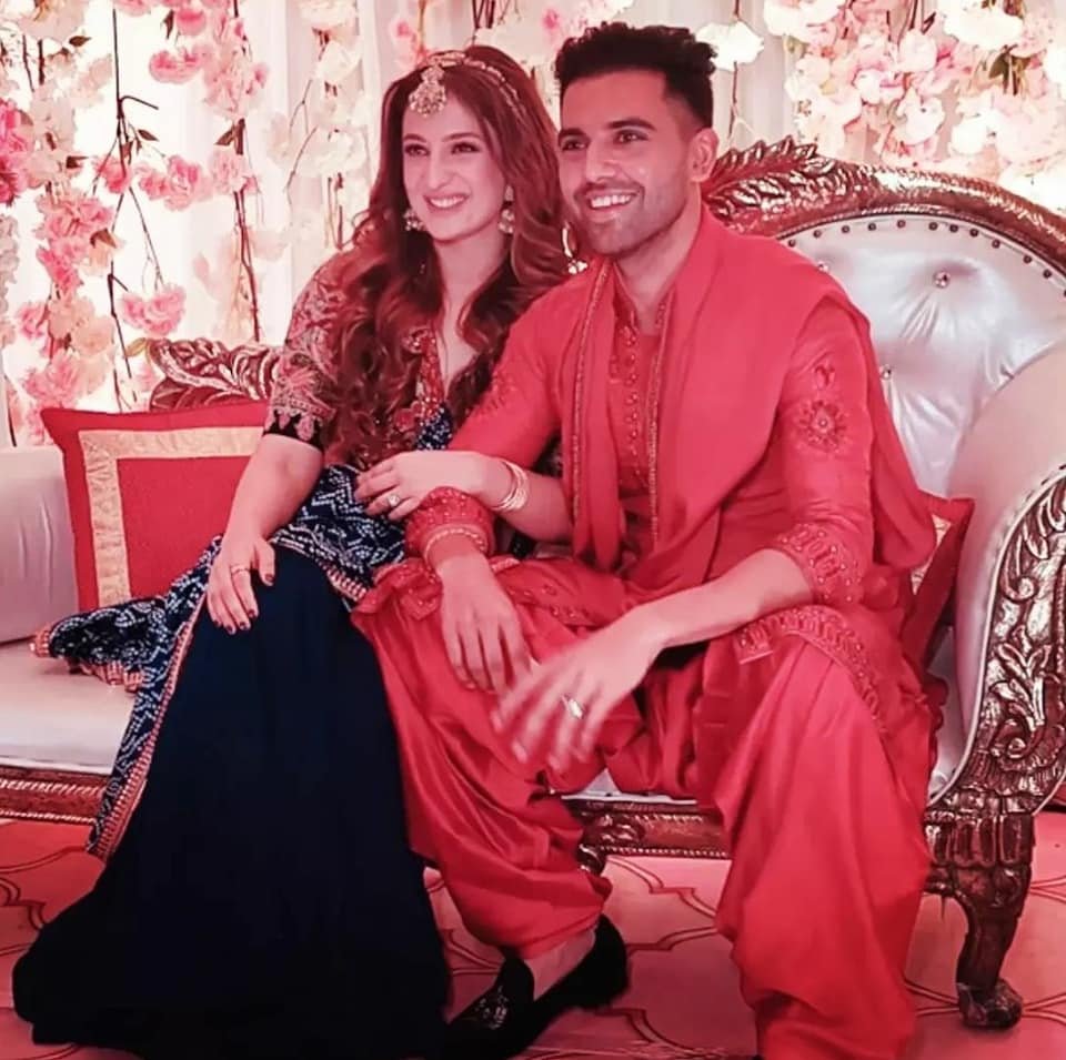 Deepak Chahar - Jaya Bhardwaj's look came in front of Sangeet Ceremony, reached the stage while dancing